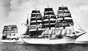 海王丸と日本丸